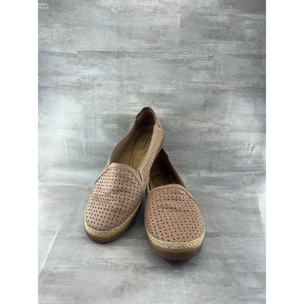 Clarks Collection Tan Perforated Leather Slip On Loafers Women Sz 7.5